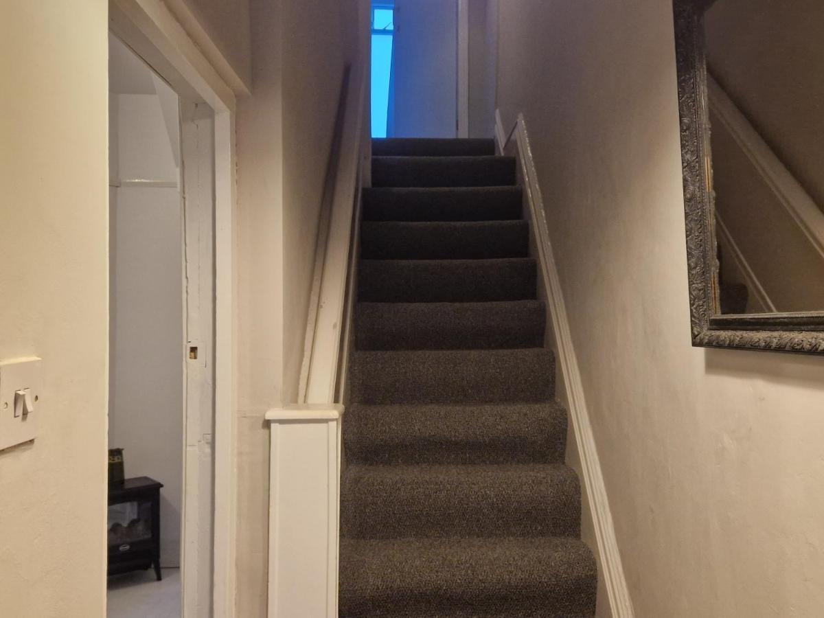 Three Bedroomed House In מורקמבי מראה חיצוני תמונה